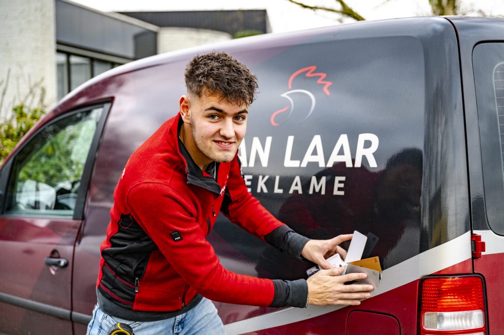Kom werken bij het team van Laar Reklame